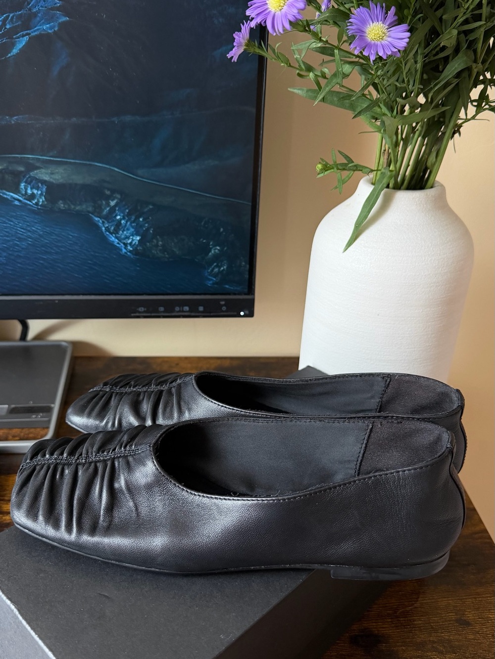 Massimo Dutti Black Leather Ruched Ballet Flats-Worn Only once